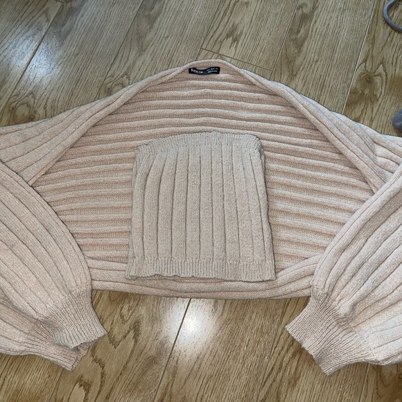 ❌SOLD❌ Xs women’s clothes - Picture 2 of 7